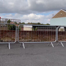 Crowd Barrier 2.3mtr galvanised metal fixed legs (Pack of 4) alternate image