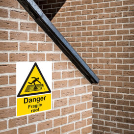 Warning Fragile Roof Sign alternate image