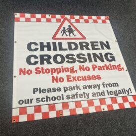 Children Crossing 4ft x 4ft Banner - Clearance