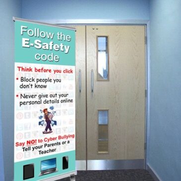 e-safety-pull-up-banner-1567-p